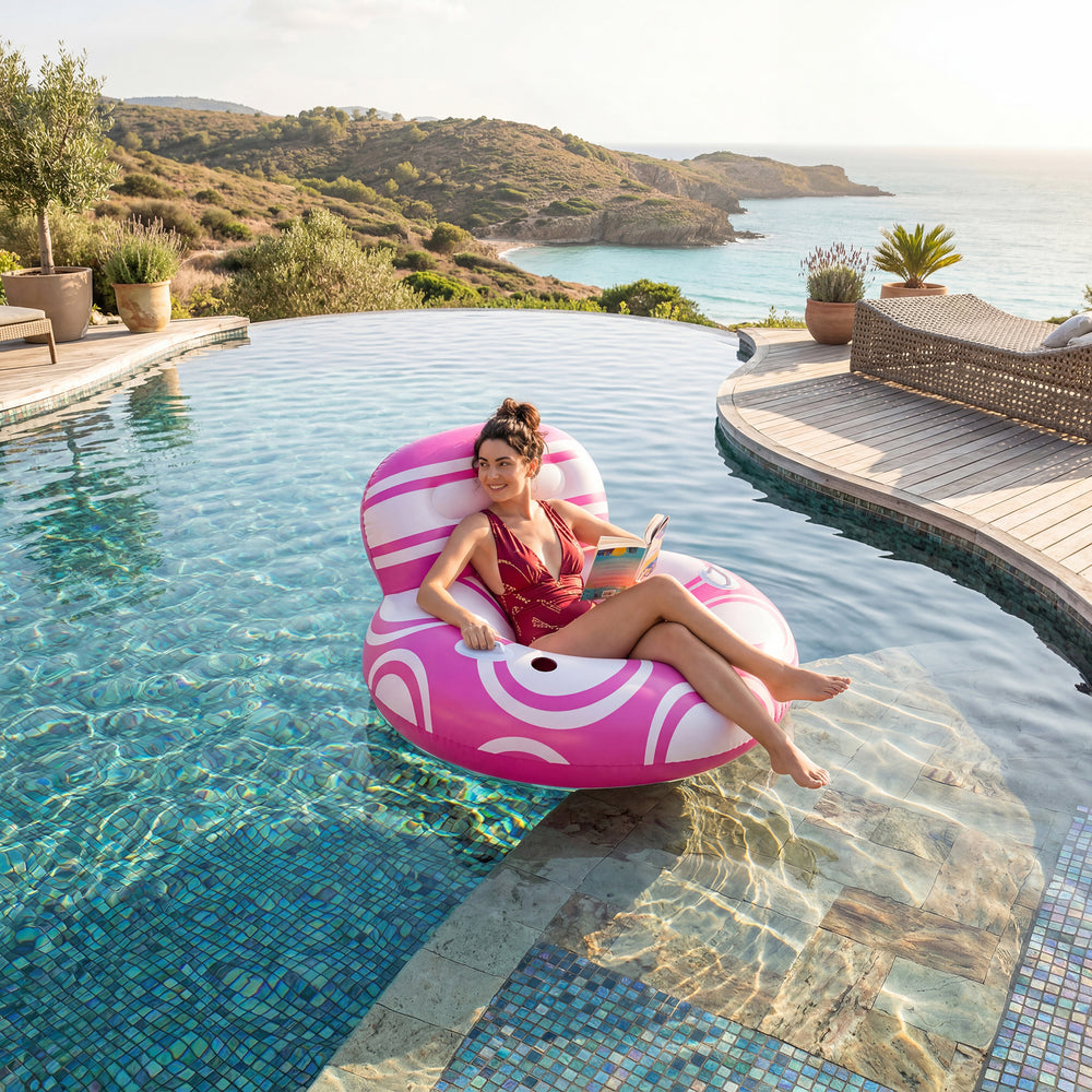 Spacious Lounging