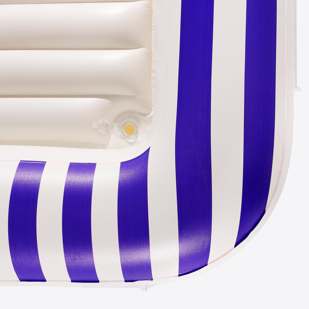 Built-in Drain Valve