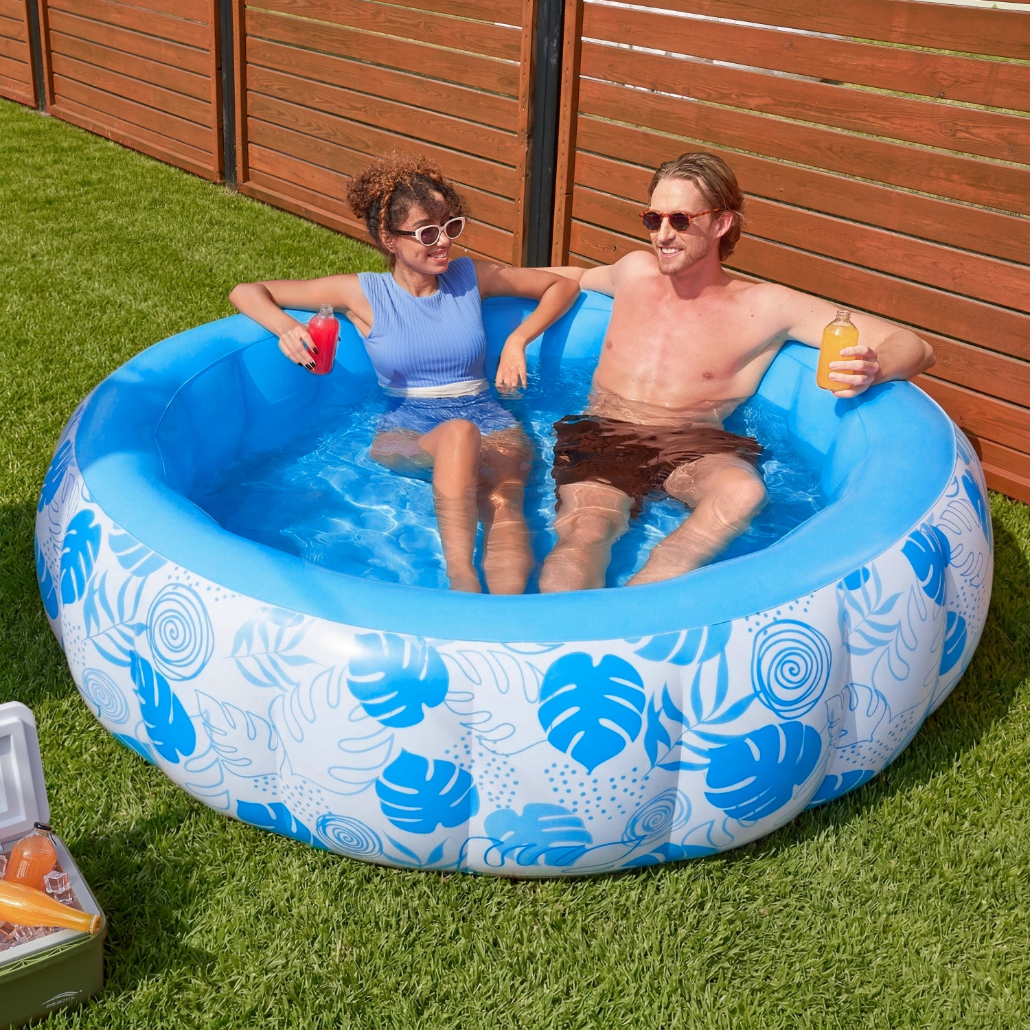 SLOOSH Inflatable Round Swimming Pool for Family, 5.5' x 20"