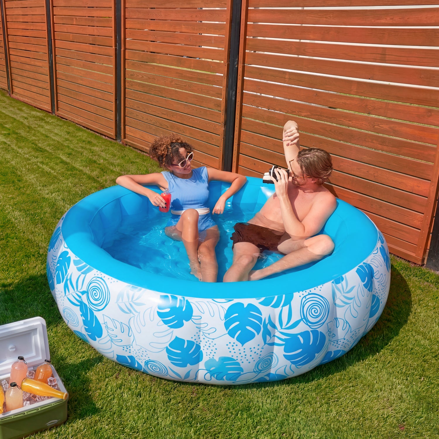SLOOSH Inflatable Round Swimming Pool for Family, 5.5' x 20"