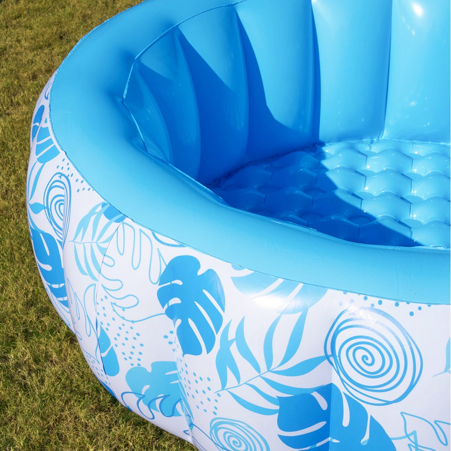 SLOOSH Inflatable Round Swimming Pool for Family, 5.5' x 20"