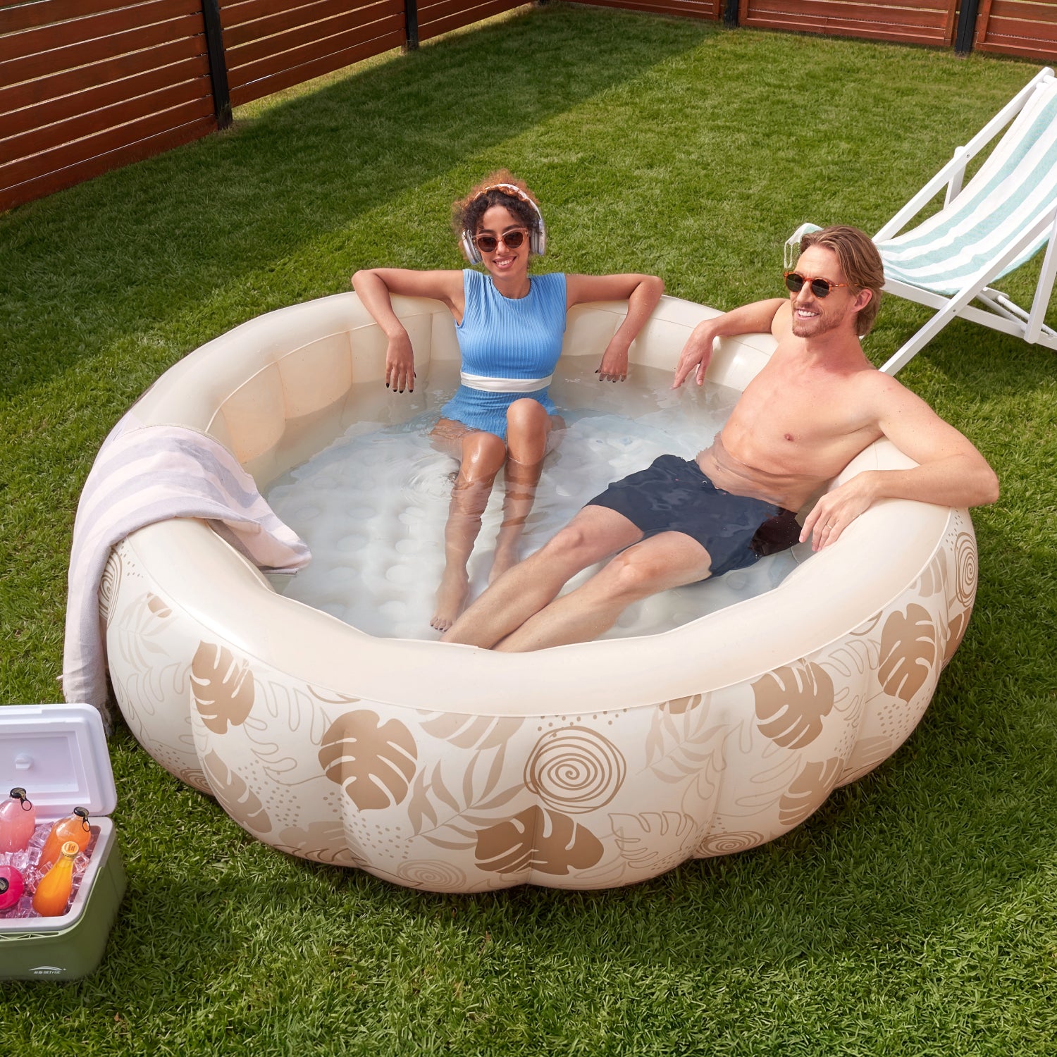 SLOOSH Inflatable Round Swimming Pool for Family, 5.5' x 20"